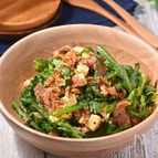 春菊とベーコンのぽん酢ホットサラダ│コクとうま味の簡単サラダ