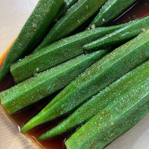 さめおかの作ってみた!投稿(【やみつき！よだれオクラ】夏バテにうれしい)