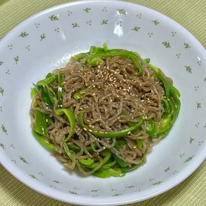 キャピタンの作ってみた!投稿(和食のヘルシー惣菜😘糸こんにゃくとピーマンのきんぴら😋)