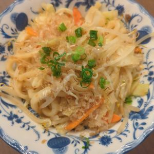 たりおの作ってみた!投稿(《だし香る》焼きうどん)