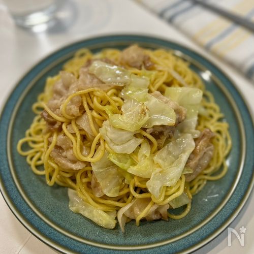 激うま塩ダレ焼きそば
