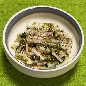 キャピタンの作ってみた!投稿(無限♡大根サラダ【#やみつき #切って和えるだけ】)