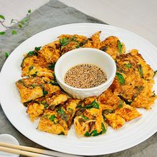 【オートミールレシピ】混ぜて焼くだけ♡キムチチヂミ
