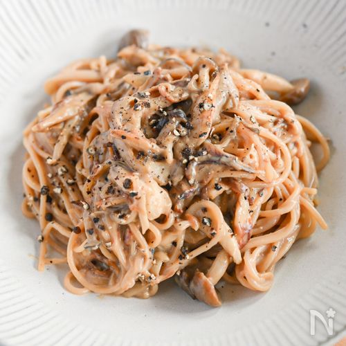 生クリームなし！肉なしで濃厚♪きのこの豆乳クリームパスタ