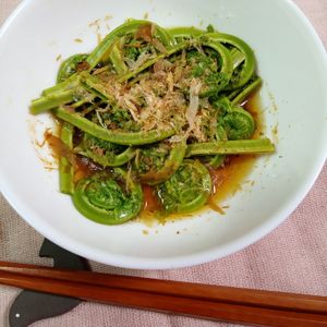 M＊Pの作ってみた!投稿(こごみのおかかおひたし)
