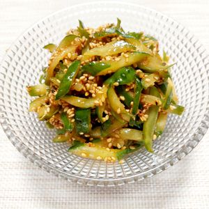 よっこの作ってみた!投稿(【ピリ辛きゅうり】抱えて食べたい！やみつきレシピ)