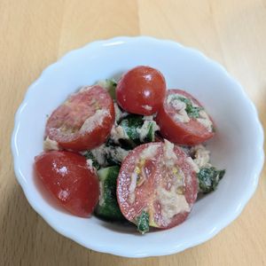 ゆいの作ってみた!投稿(【きゅうりとトマトのしそツナマリネ】３分で完成♬さっぱり副菜)