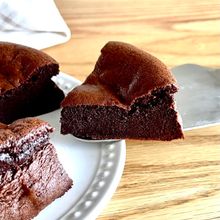 材料3つ!チョコや小麦粉なし!濃厚ガトーショコラの作り方!
