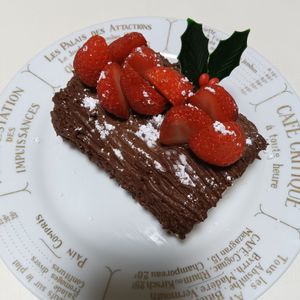 marine55の作ってみた!投稿(市販のロールケーキで作る！ブッシュドノエル)