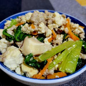 ヴェルの作ってみた!投稿(メインにも副菜にも出来る【豚ひき肉の炒り豆腐】)