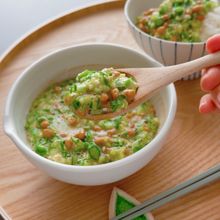 【さっぱり食べて元気に!】夏野菜のねばねば生ふりかけ