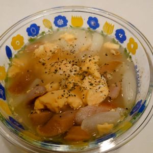 にゃんこさん🐱の作ってみた!投稿(レンジで簡単！新玉ねぎと卵のポトフ風♩レンジで作る即席スープ)