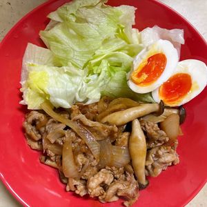 チョビの助の作ってみた!投稿(簡単10分☆豚こまのハンバーグ炒め。)