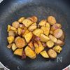 夫が絶賛♡【さつまいもとエリンギの旨塩バター炒め】旨味が凄いの工程4