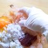 揚げず簡単おつまみ！【えびはんぺんの鹿の子揚げ風】の工程4
