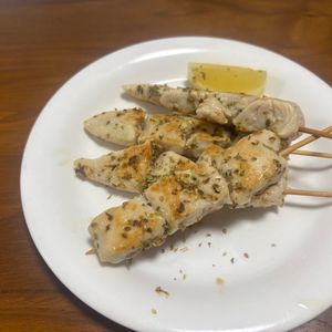 こむぎの作ってみた!投稿(レモンとオレガノが香る♪ギリシャ版焼き鳥、鶏肉のスブラギ)