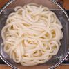 行列のうどん屋さんの🍜豚バラみりん味噌漬け焼きうどん🤩の工程4