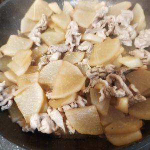 みぽの作ってみた!投稿(豚こま大根【#作り置き #お肉柔らか #10分で味しみ】)