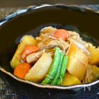【えのじゃが】干しえのきのがシャキシャキ！肉なし肉じゃが