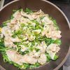 とももの作ってみた!投稿(豆もやしとほうれん草のスタミナ豚バラ旨ぽん蒸し)