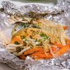 にらたまの作ってみた!投稿(【鮭ときのこのホイル焼き】フライパンで♬包んで蒸すだけ！)