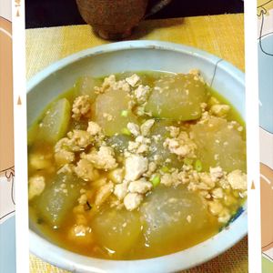 チョロリスの作ってみた!投稿(【冬瓜の鶏そぼろ煮】15分で旨味たっぷり腸活レシピ)