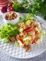【白菜消費】白菜とりんごとくるみのサクサクサラダ