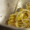 【痩せたい人必見!】ピリ辛豆もやしどりの工程4