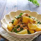レンジで簡単！！じゃがいもとひき肉と紫蘇の旨味噌バター蒸し