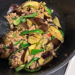 1169387の作ってみた!投稿(濃厚！ご飯のおとも！なすとピーマンの肉味噌炒め)
