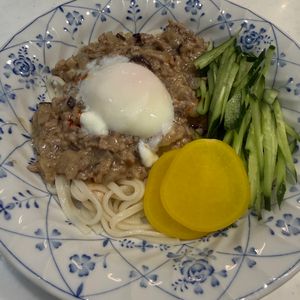 1417774の作ってみた!投稿(10分で完成！【濃厚肉味噌ジャージャーうどん】リピート確定♩)