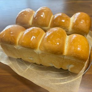 こむぎの作ってみた!投稿(1歳児もパクパク!シンプル食パン)