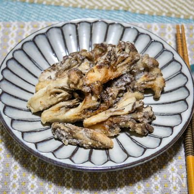 作りたてが美味しい「舞茸のカリッと焼き」