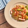 【和×洋】アボカドとベーコンの出汁トマパスタ