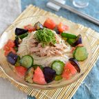 氷野菜そうめん。凍らせた夏野菜でひんやり！暑い日にピッタリ。