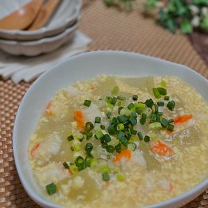 あゆの作ってみた!投稿(玉子豆腐とカニカマ使って簡単うまうまあんかけ冬瓜)
