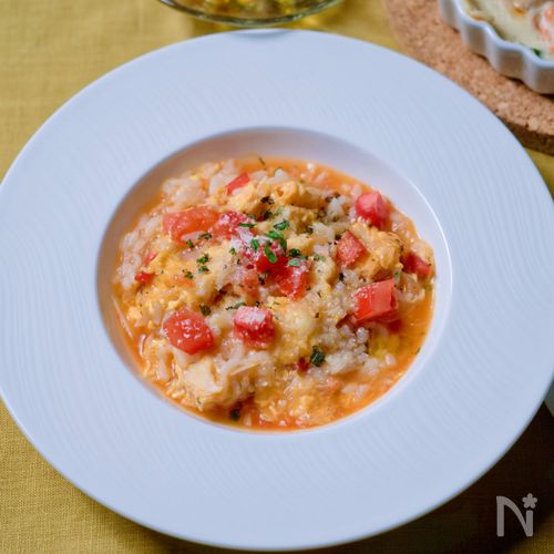 【イタリア風雑炊】トマトのうまみ広がる消化のよい一皿♪