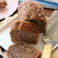 ホットケーキミックスで簡単美味！柿のふんわりパウンドケーキ