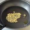納豆とひき肉の旨辛炒め丼の工程2