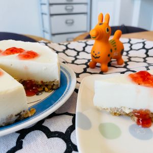 ちひろの作ってみた!投稿(チーズ・バターなし!ヘルシーレアチーズケーキ風)
