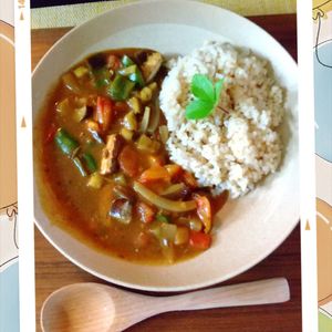チョロリスの作ってみた!投稿(【さばと夏野菜のカレー】夏に食べたい鯖缶カレー♪)