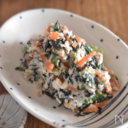 家庭料理の定番!!ほうれん草とひじきの白和え