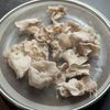 【豚しゃぶと春菊の辛子ポン酢和え】さっぱりヘルシー♪の工程2