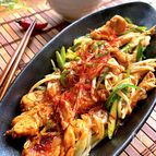 冷蔵庫にある野菜と鶏肉で♡シャキシャキ野菜のコク旨炒め