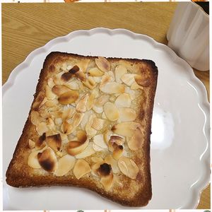 ナムディの作ってみた!投稿(アーモンドトースト│しっとりパン＆香ばしアーモンドの喫茶店風)