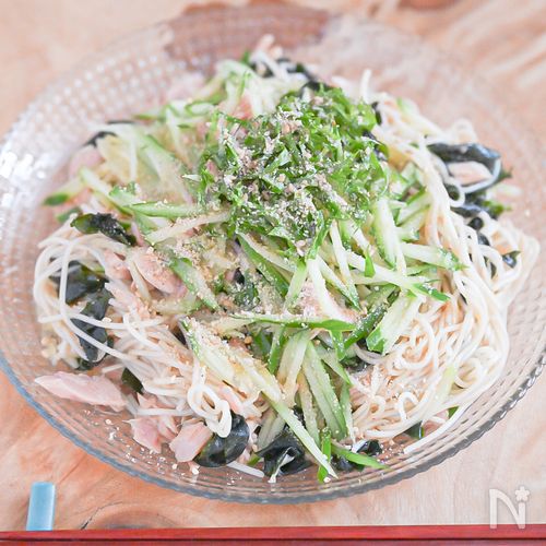 さっぱり食べやすい！ツナ缶ときゅうりのそうめん
