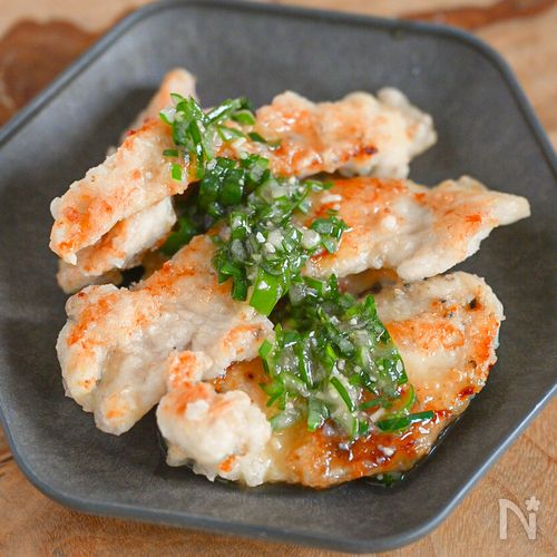 やみつきになるおいしさ!むね肉のネギだれがけ