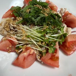 ゆっこの作ってみた!投稿(しっとり茹で豚♡【柔らか豚しゃぶの香味サラダ】)