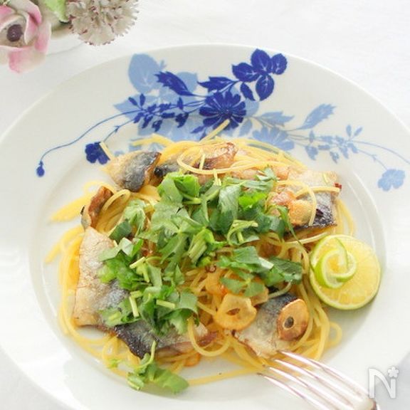 すだち香る秋刀魚のペペロンチーノ