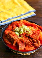 モクサルキムチチム(豚肩ロース肉のキムチ煮込み)